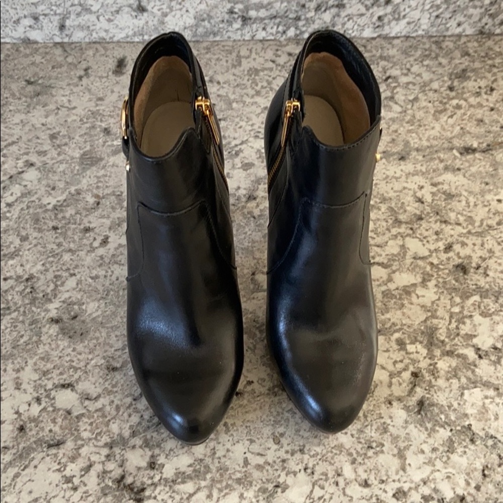 Michael Kors booties size 7.5